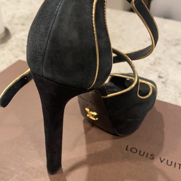 Black and Gold Heel Louis Vuitton Suede gently used - Picture 3 of 4